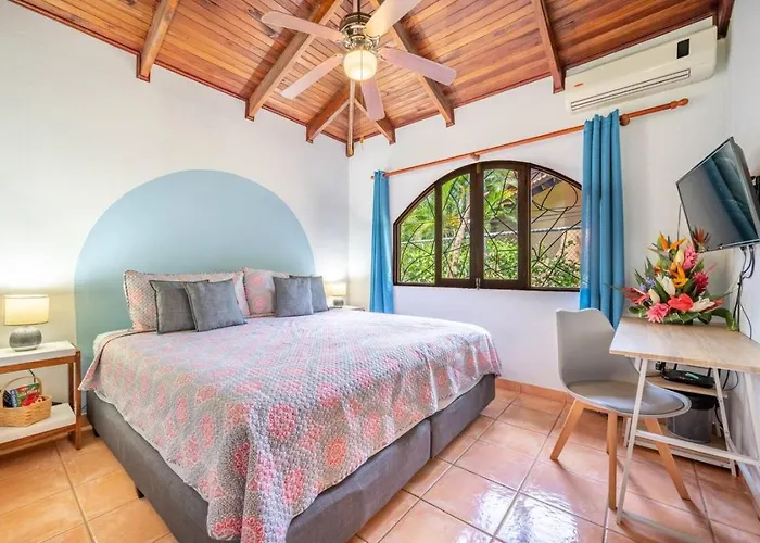 Paradise With Poo, One-bed Gem Hébergement de vacances Potrero (Guanacaste)