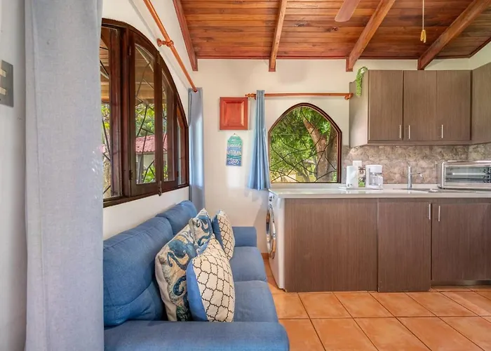 Hébergement de vacances Paradise With Poo, One-bed Gem
