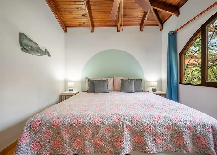 Paradise With Poo, One-bed Gem Hébergement de vacances Potrero (Guanacaste)